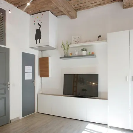 Gregbnb - Filet Suspendu ! - Parking Inclus - Climatise - Wifi -15Min Gare Toulon Exterior foto