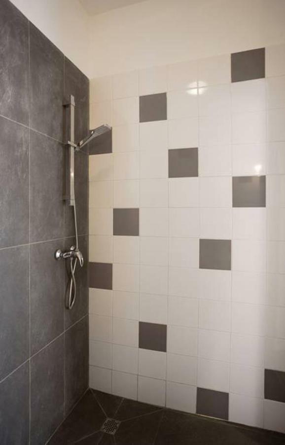 Gregbnb - Filet Suspendu ! - Parking Inclus - Climatise - Wifi -15min Gare Appartement